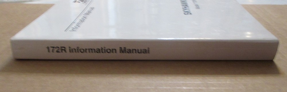 Skyhawk Model 172R Information Manual