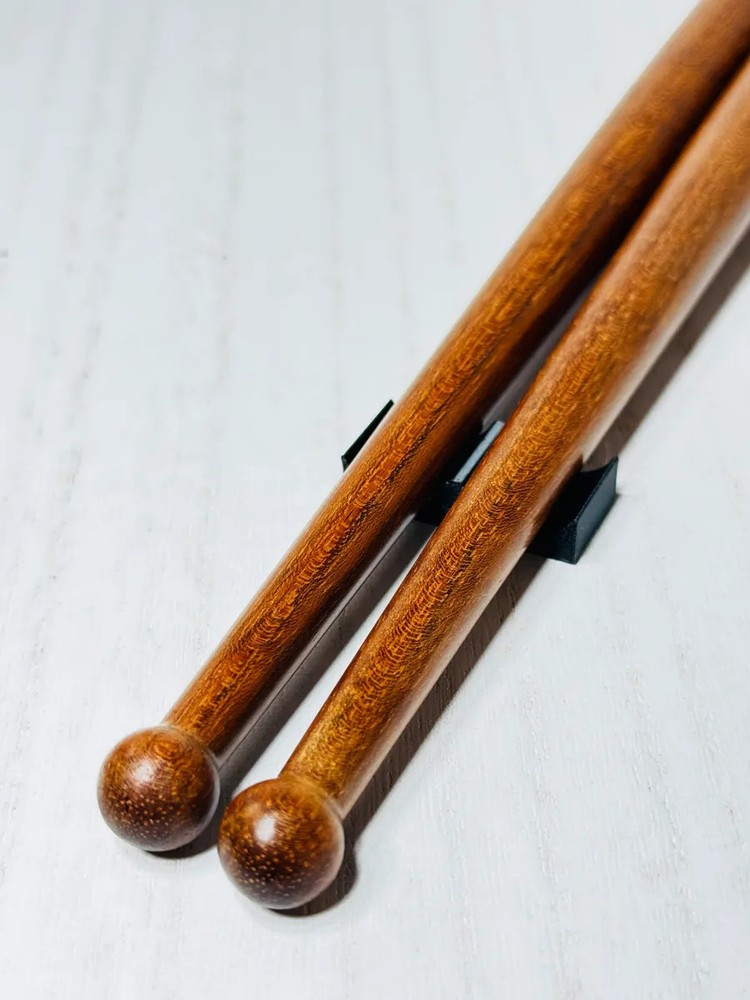 Chechen wood 2B extra long taper beaded tip