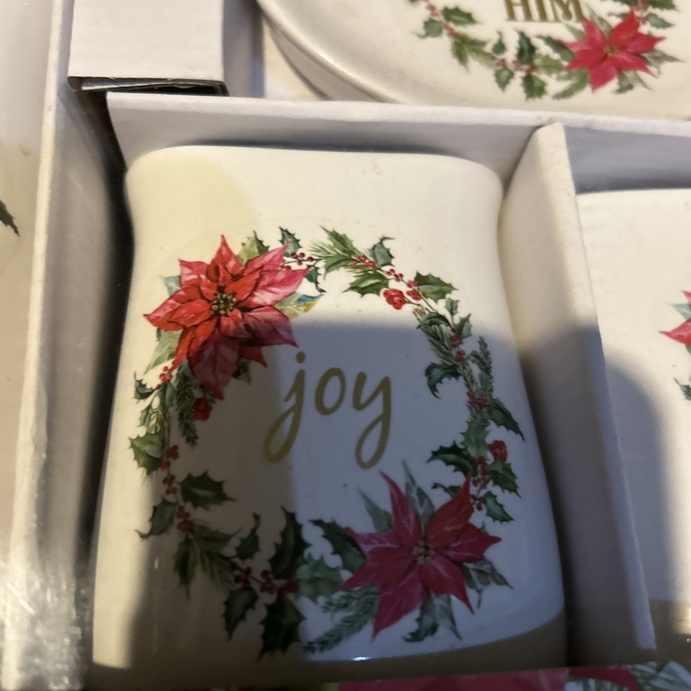 New In Box 4Pc. Christmas Ceramic Bath Set