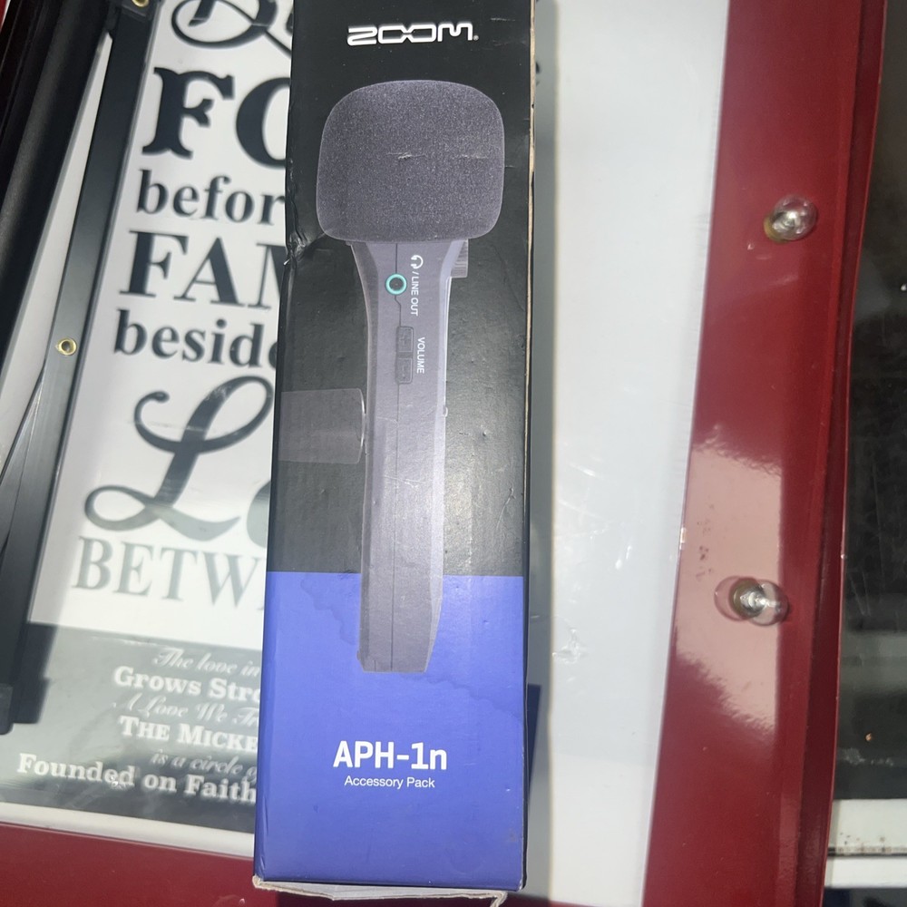 NEW Zoom APH-1n Accessory Pack