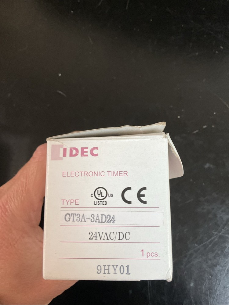 IDEC Electronic Timer GT3A-3AD24