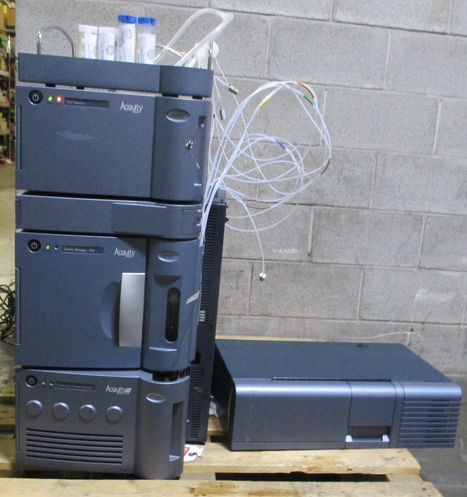 Waters UPLC System TUV Detector Sample Manager FTN Quaternary Solvent Manager