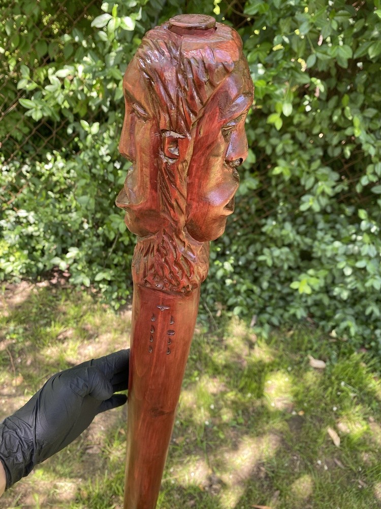Baculo De Eggun  Dos Caras (two Face) Cedar Wood 4,5 Pies