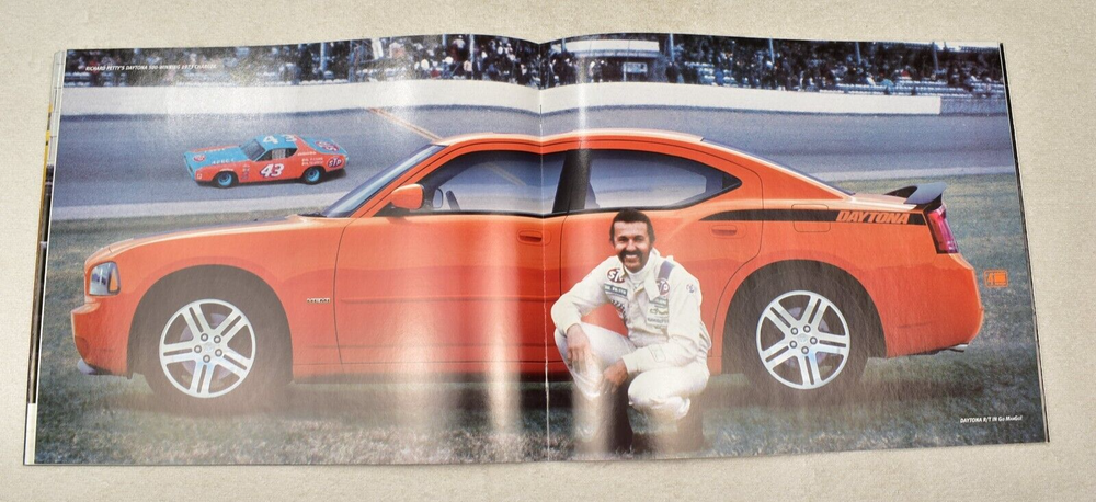 2006 DODGE CHARGER SALES BROCHURE