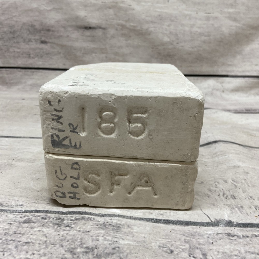 Ceramic Slip Casting Mold Dog Ring Holder SFA 185