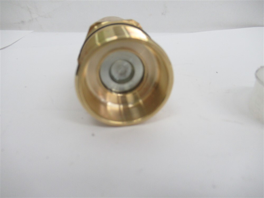 DP VFF-16-16N-NPT, Brass Wing Style Screw Connect Coupling, 1" Thread