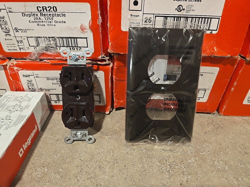 legrand 20aReceptacles& Plates Bulk Lot