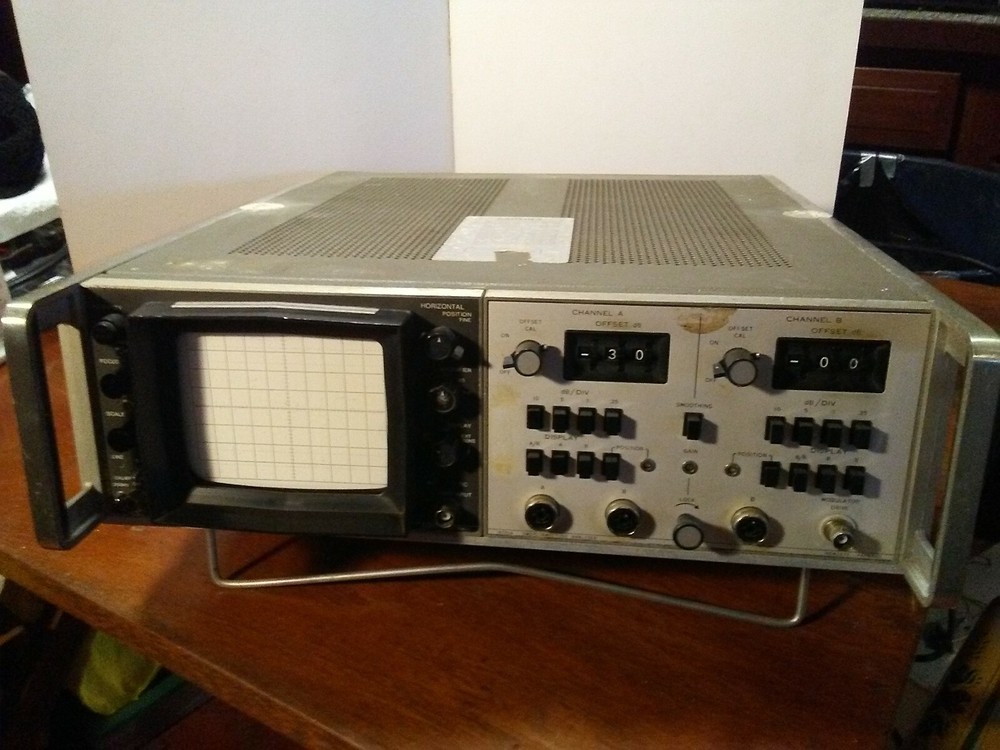 HP 180TR / 8755A - Partially Tested As-Is Please Read