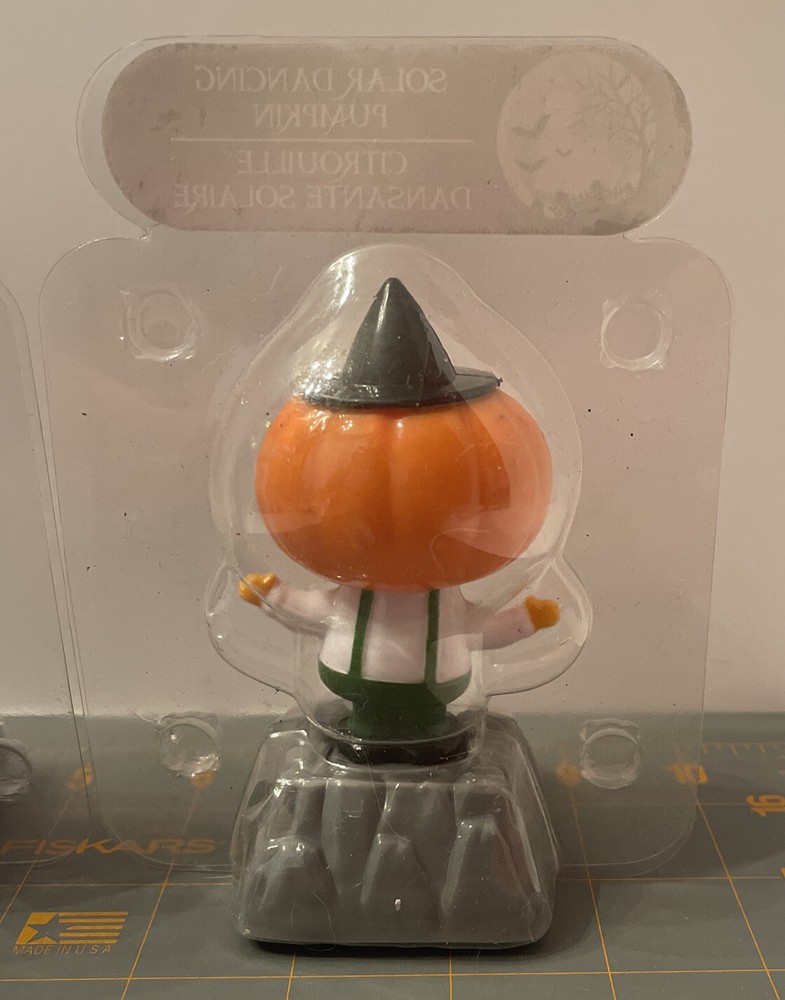 Solar Powered Dancing Monster And Pumpkin