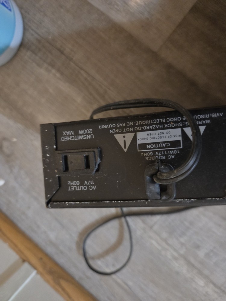 AudioSource Model EQ Eight Series II- 10 Band Graphic Equalizer UNTESTED