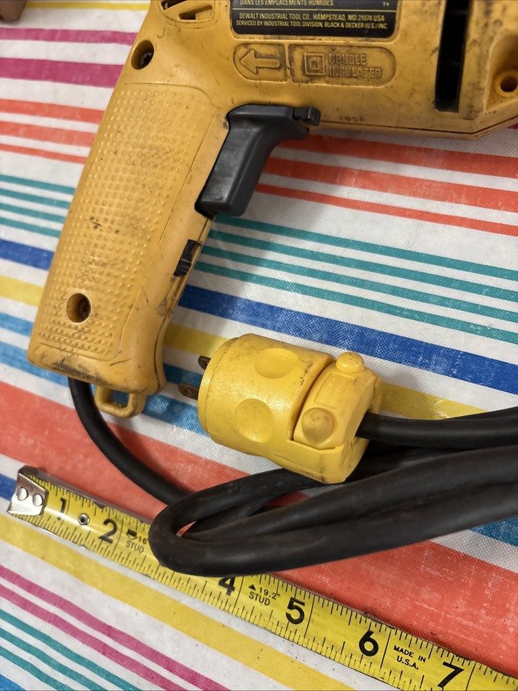 DeWalt DW106 VSR Corded 3/8" Variable Speed Heavy Duty Keyless Drill TESTED