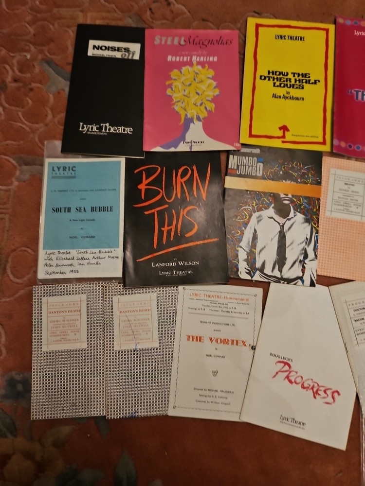 18 'Lyric Theatre' Theatre Programmes
