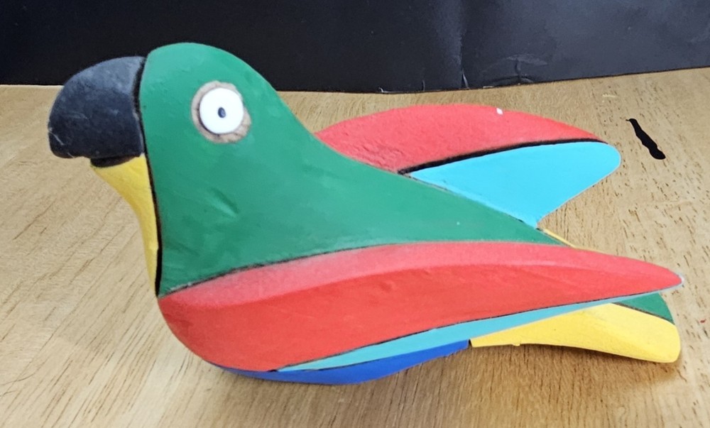Colorul Paper Mache Parrot