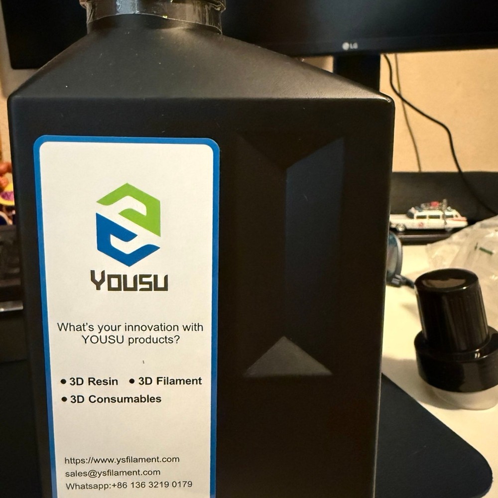 Yousu 3D Printer White Resin Bottles (4)