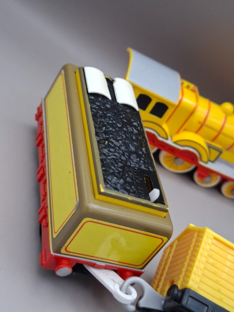 Molly Trackmaster Train Motorized 2005 Mattel - Thomas Trackmaster - WORKING