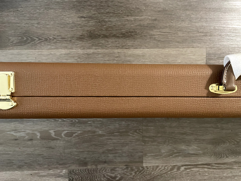 Brown Tolex Hard shell Bass Guitar Case.