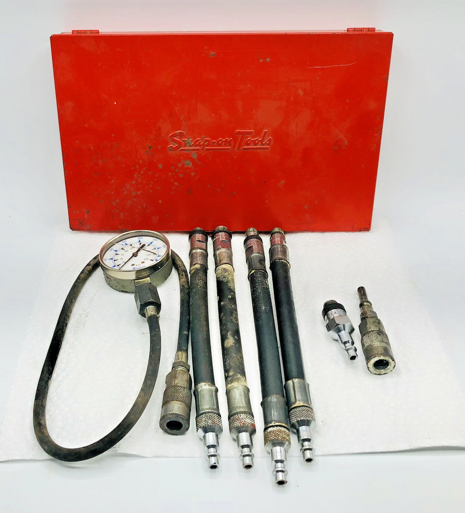 SNAP-ON TOOLS 7 PIECE COMPRESSION GAUGE TEST KIT Set w/ Hard Metal Case