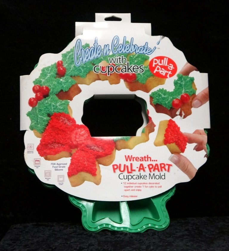 Create n Celebrate Pull a Part Christmas Mold Cupcakes
