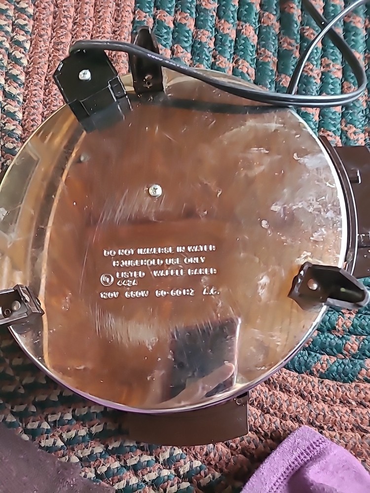 VTG. TOASTMASTER WAFFLE MAKER