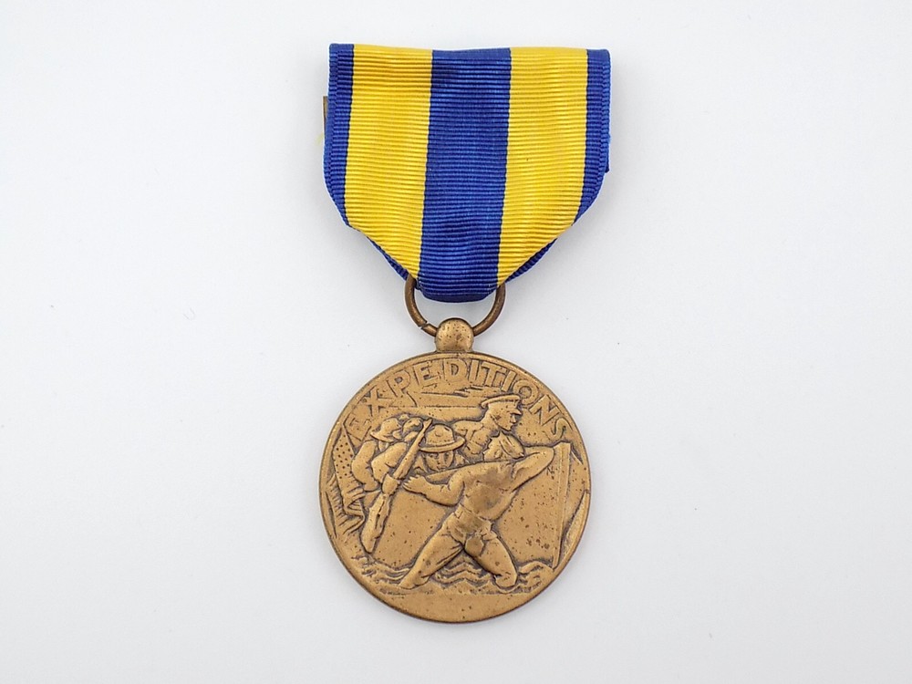 Original WWII US Navy Expeditions Medal