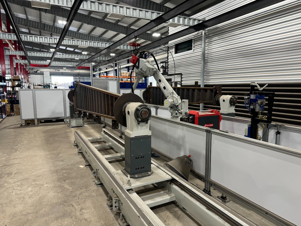 ABB MODEL IRB 4600 ROBOT WELDING SYSTEM