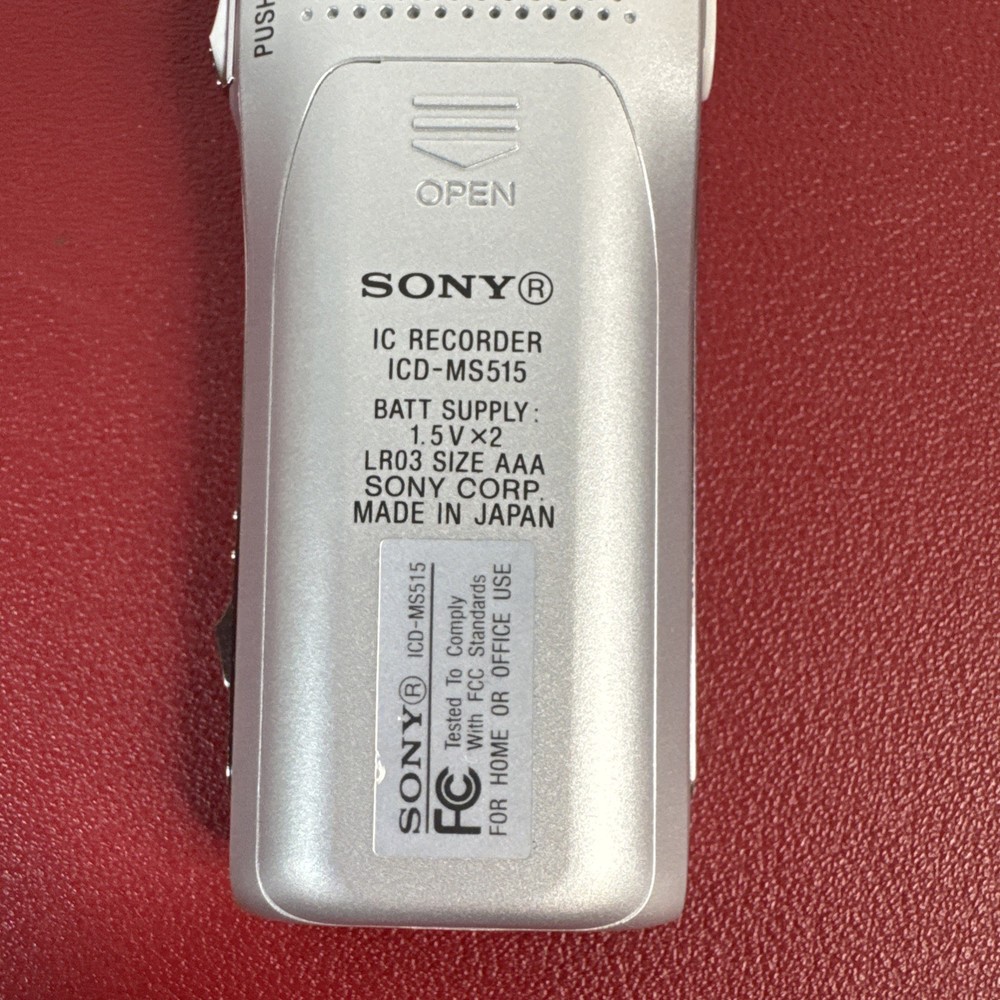 Sony ICD-MS515 Digital Voice Recorder w Memory Stick, Case, CD Rom, Manual ++