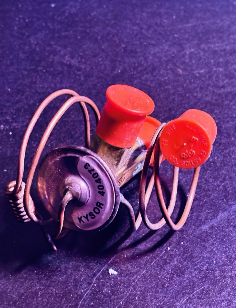 Borg Warner Kysor Valve Assembly 404073
