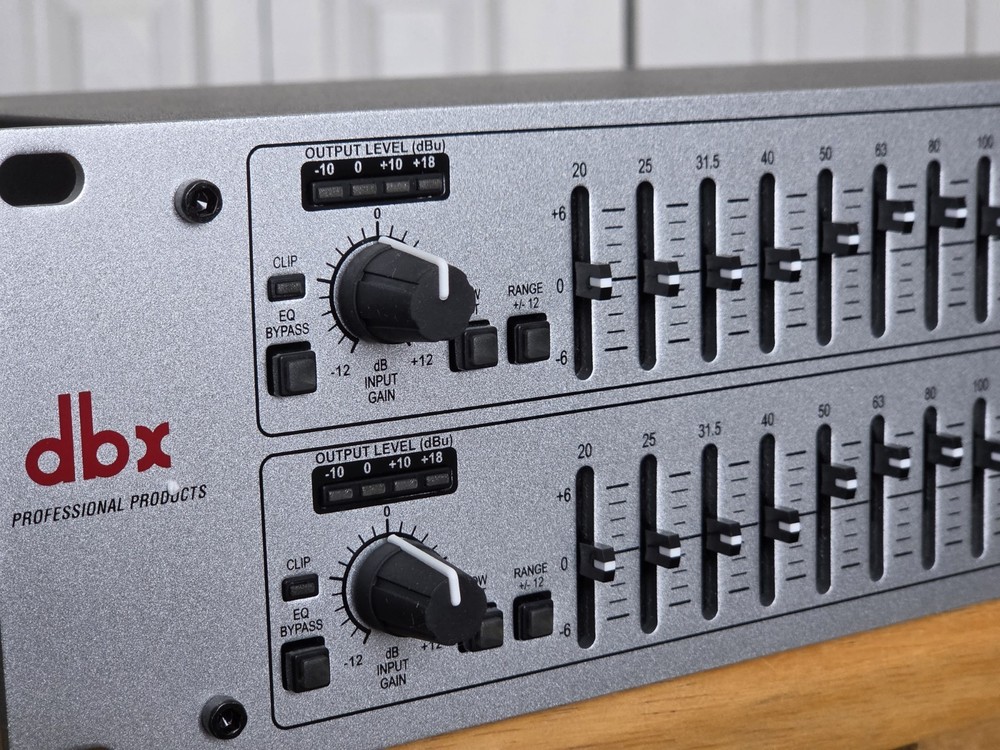 dbx Dual 31-Band Graphic Equalizer Model 231s EQ - Open-box