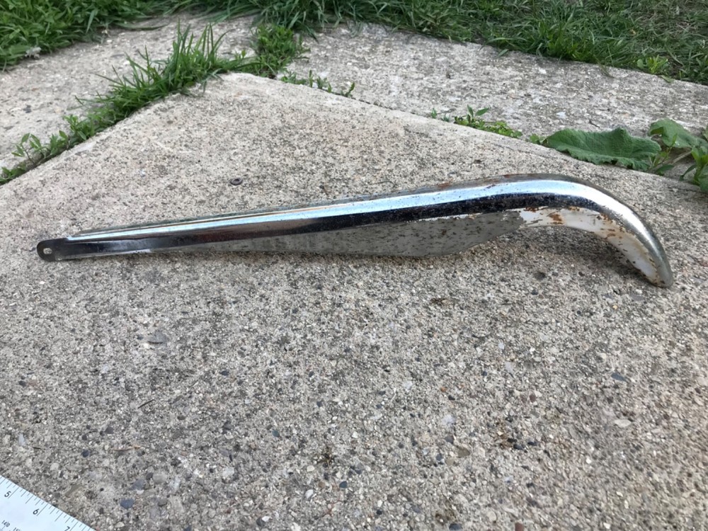 chrome space liner chain guard 1960s Era DECENT