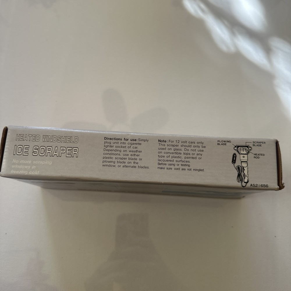 Heated Windshield Ice Scraper Vintage with Box