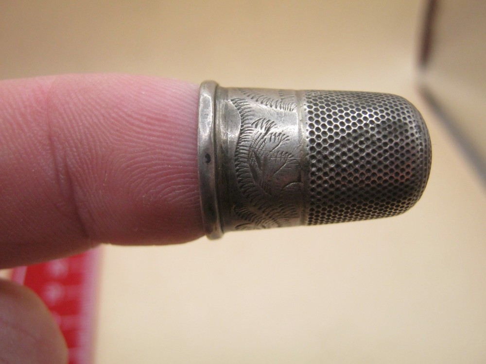 Antique White Metal Thimble With No Silver Marks