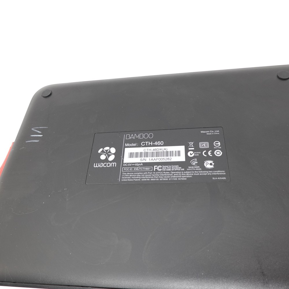 WACOM CTH-460 Bamboo Pen and Touch Graphics Tablet