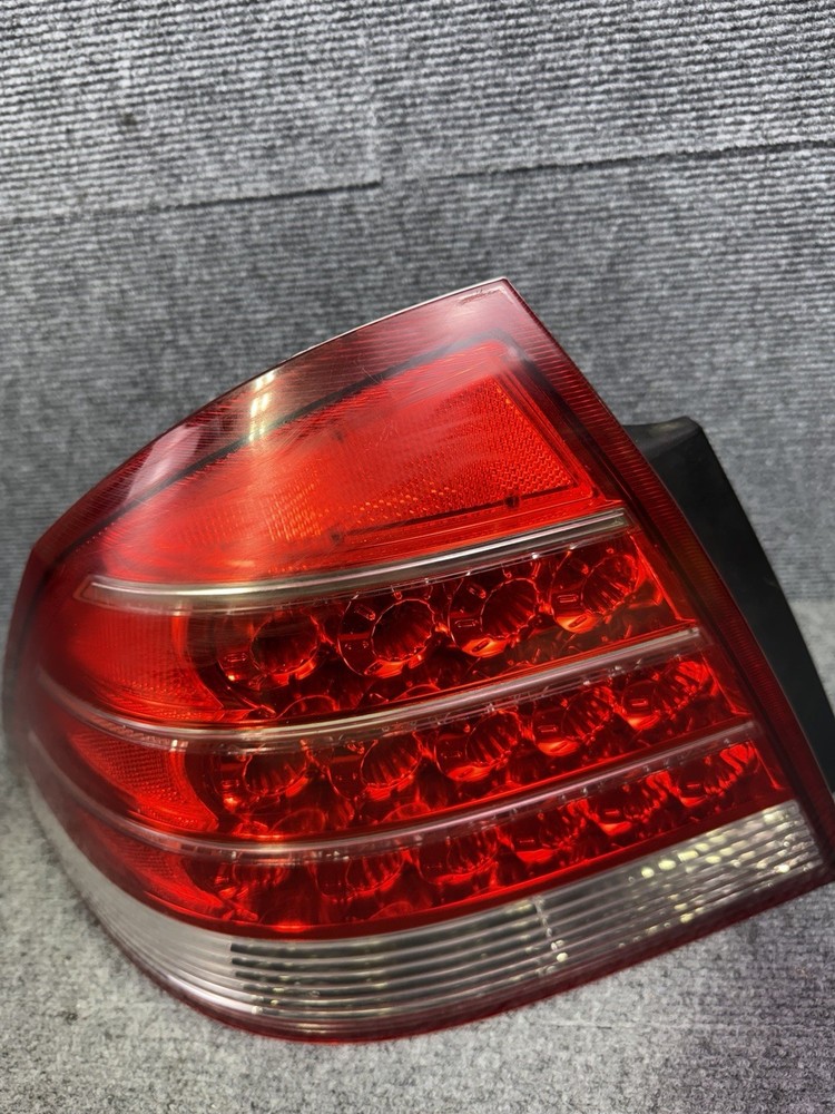 2005 2006 2007 Mercury Montego Left Driver Side LED Tail Light Lamp OEM TESTED