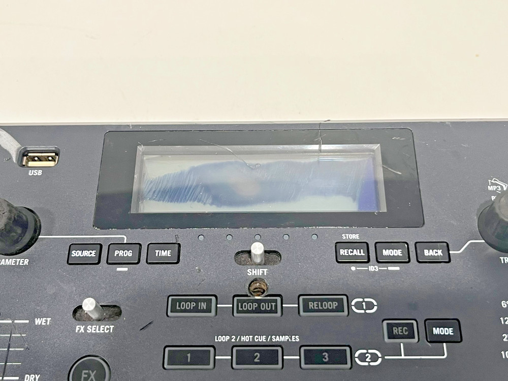 Numark Mixdeck 2-Channel Digital DJ System 100-240VAC 50/60Hz Untested