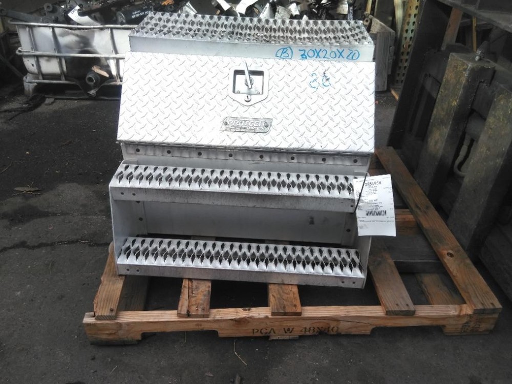 Replaces 2014 PROTECH STEP TOOL BOX ,  WA