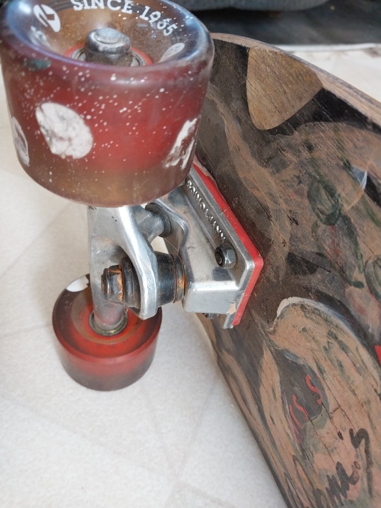 Kryptonics Skateboard Complete With Kryptonics Wheels 30"×8"