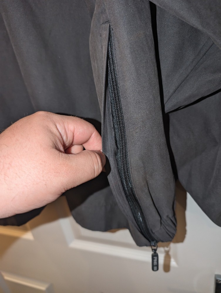 Ping Size Large 1/2 Zip Jacket/ Shower Pullover Good Condition Dark Grey/Black