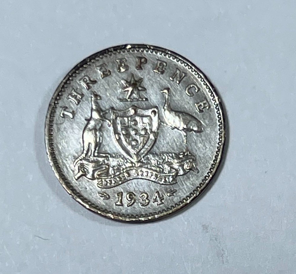 Australia 1934 3P (#135) XF.