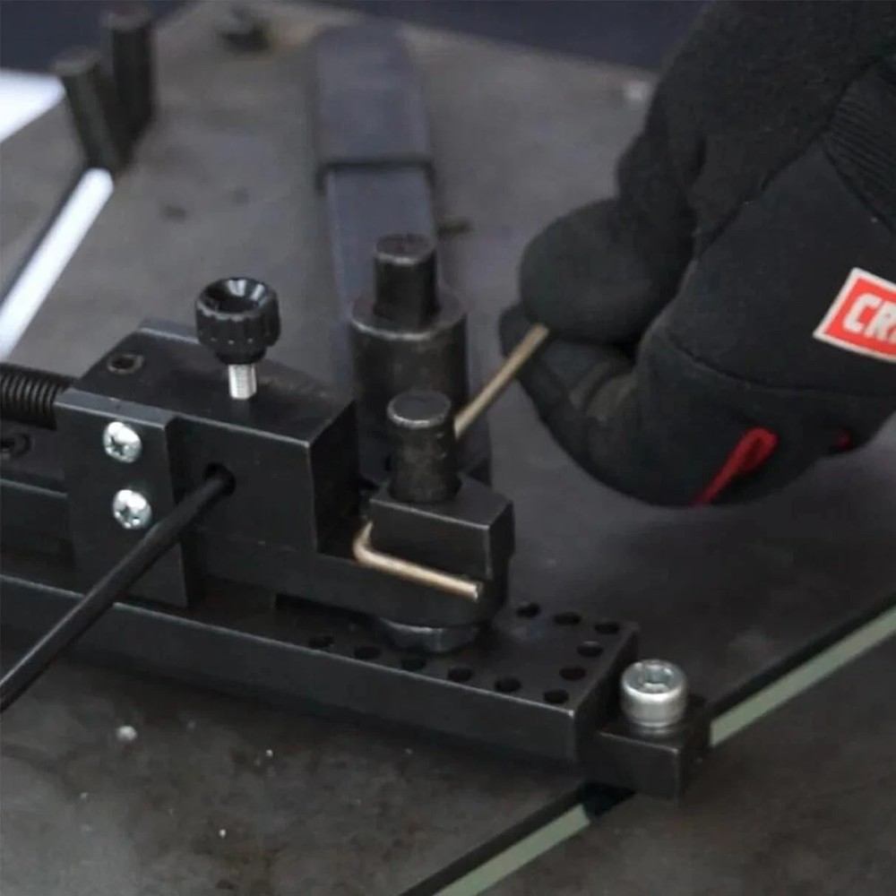 INDUSTRIAL Mini Universal Bender Machine, Manual Wire & Metal Bending Tool fo...