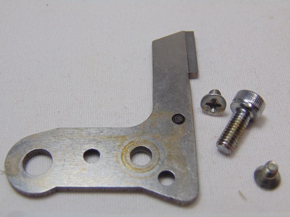 Elna Lock Pro 4 DC Overlock Serger Replacement Part Cutter & Screws Blade