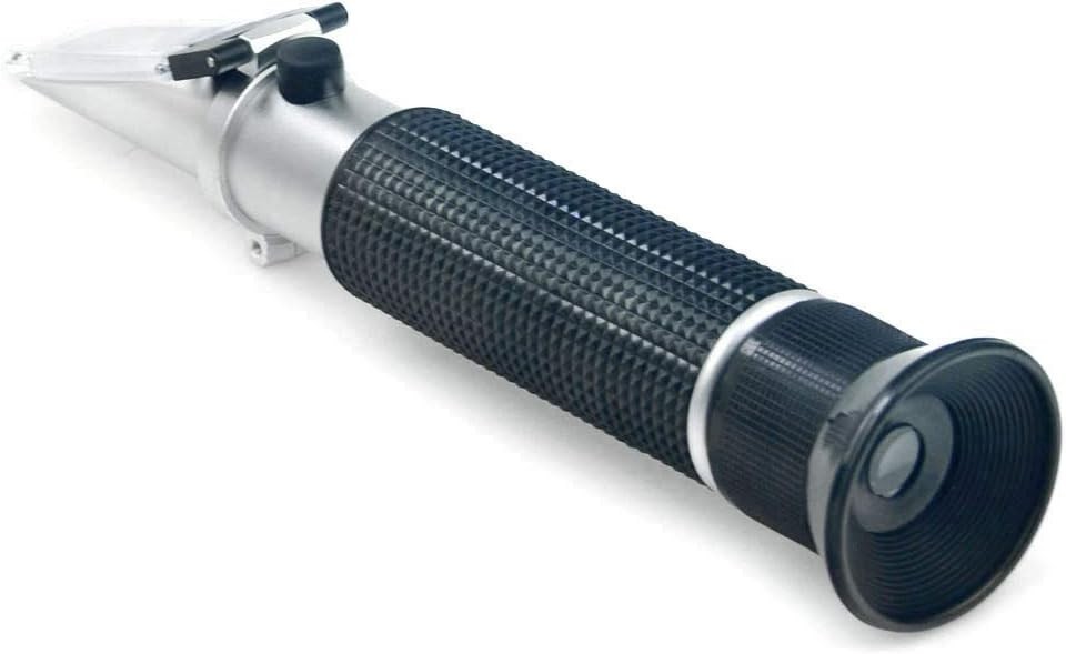 0-100 PPT Salinity Refractometer with Temperature Compensation & Hard Case