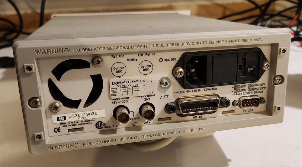 HP Agilent 33120A 15MHz Function Arbitrary Waveform Generator