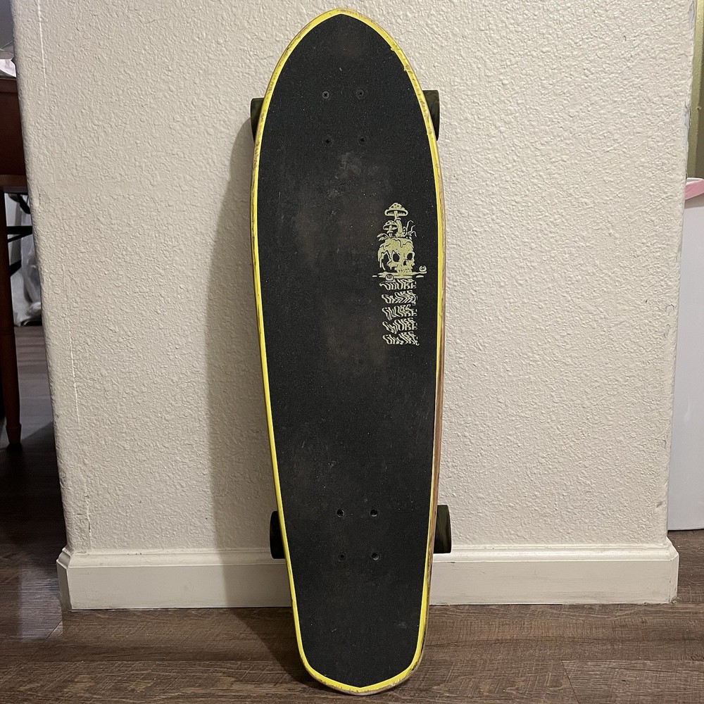 Trippy Cruiser Longboard Skateboard