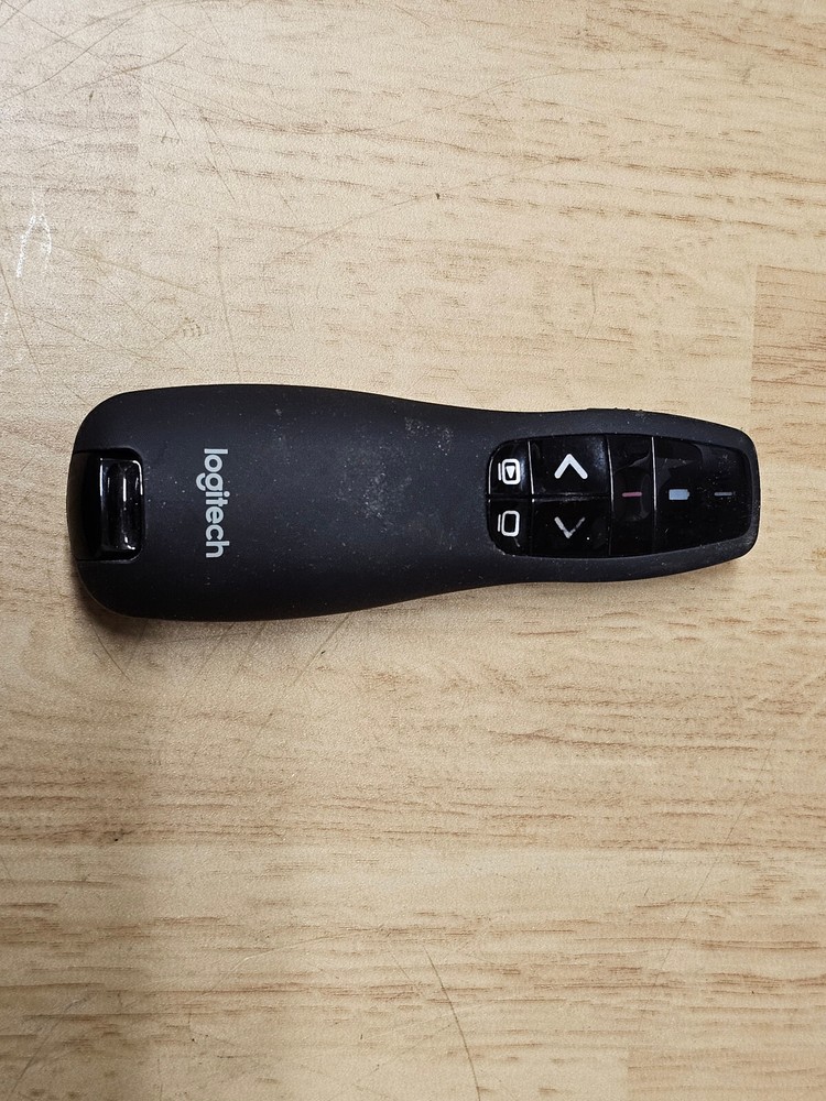 Logitech R-R0008 Presentation Remote