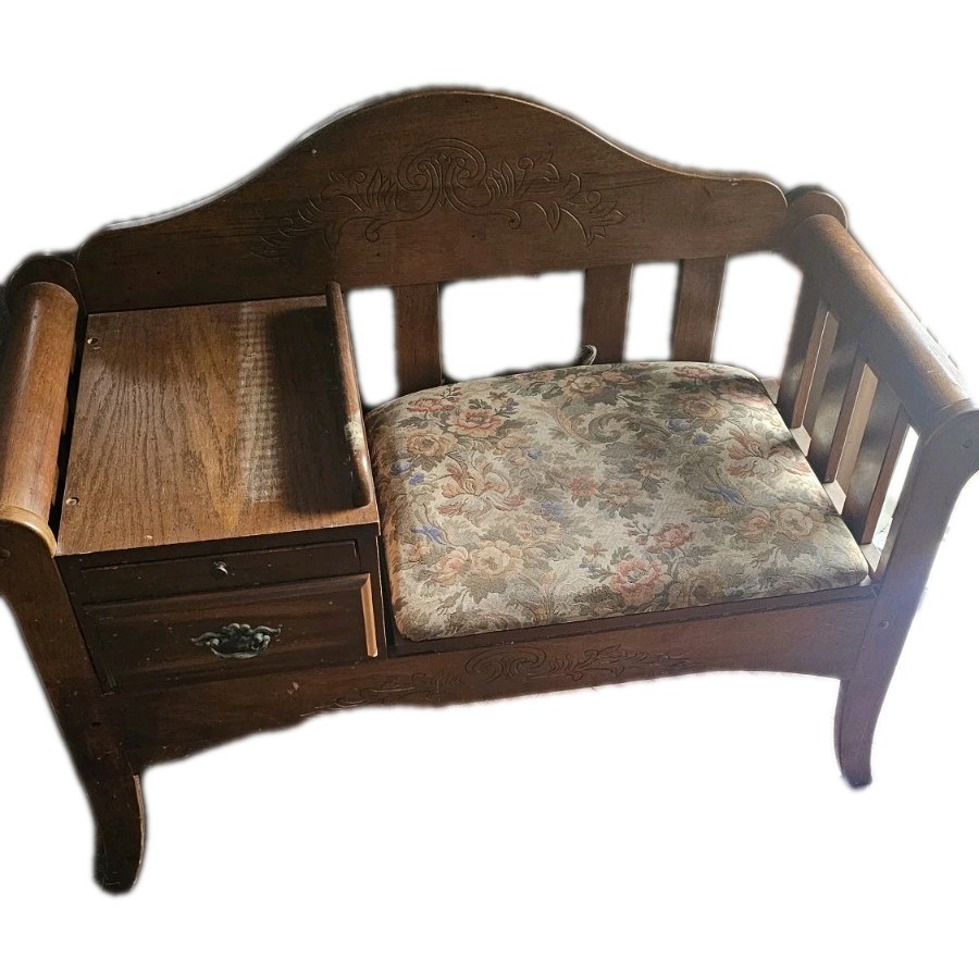 vintage gossip bench