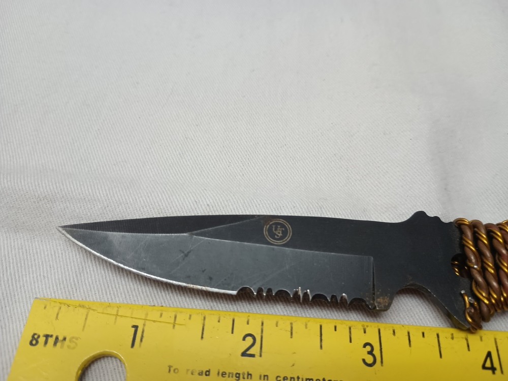 Uts Para Knife Fs Fixed Blade Knife Partial Serated