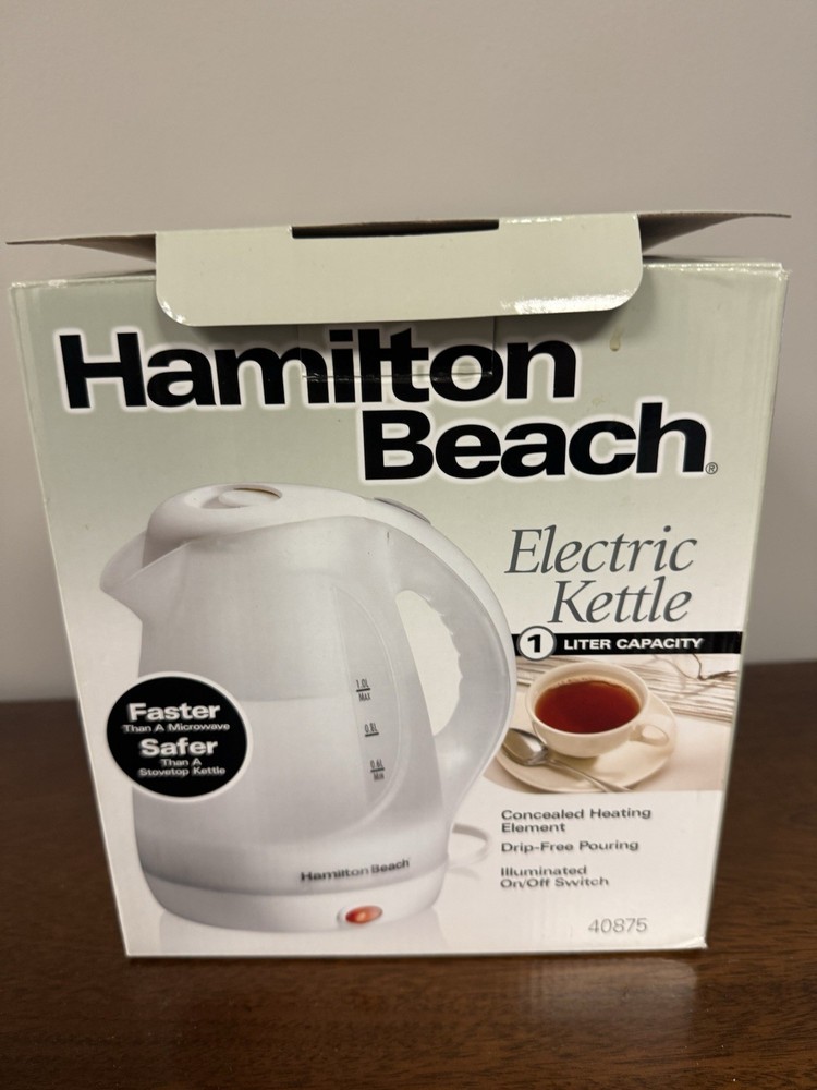 Hamilton Beach electric kettle 1 L - preowned with box