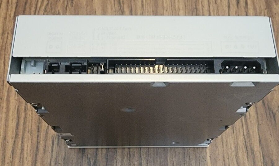 ACER CD-Rom Drv Model 656A-003 56x Ivory 5.25"