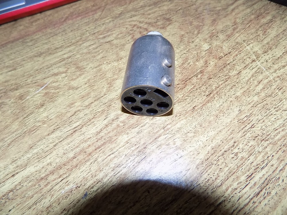 (1) PL-65 PL-P65 Connector NOS