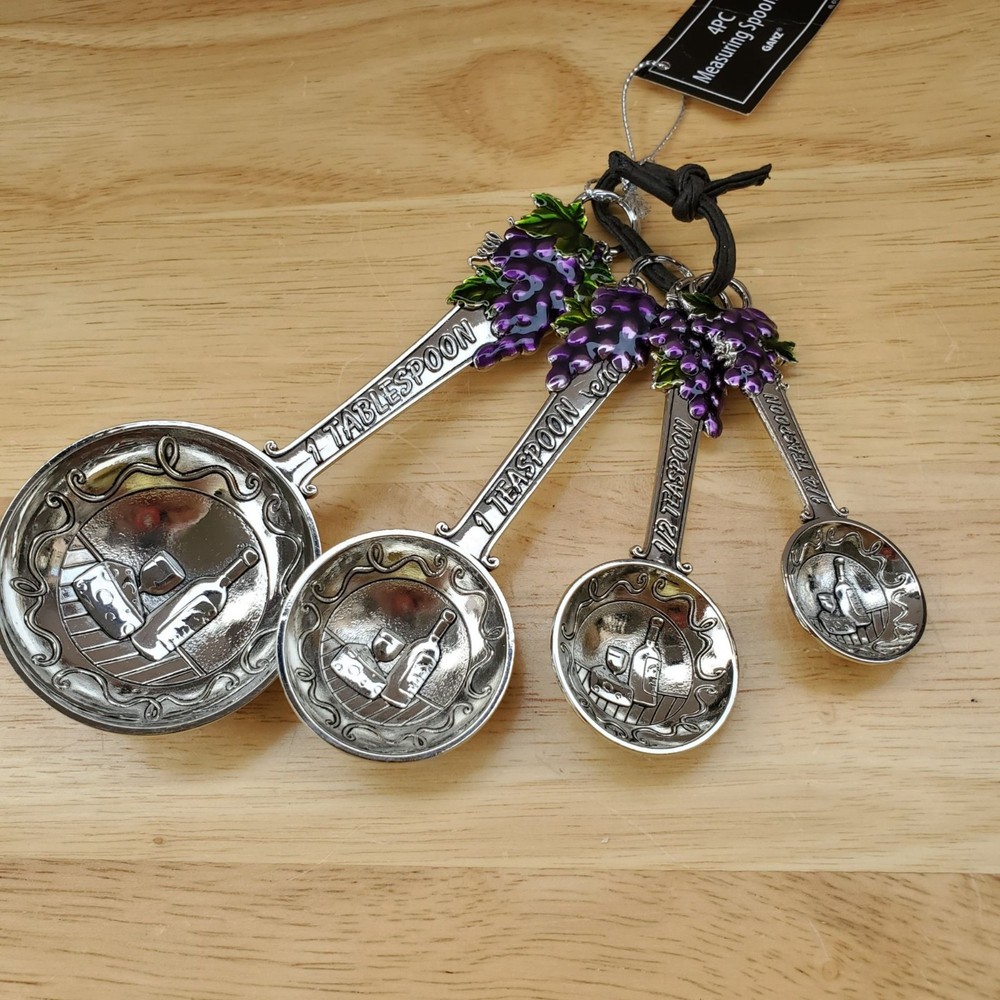 Decorative Grape Cluster Measuring Spoons Set With Whimsical Kitchen Charm
